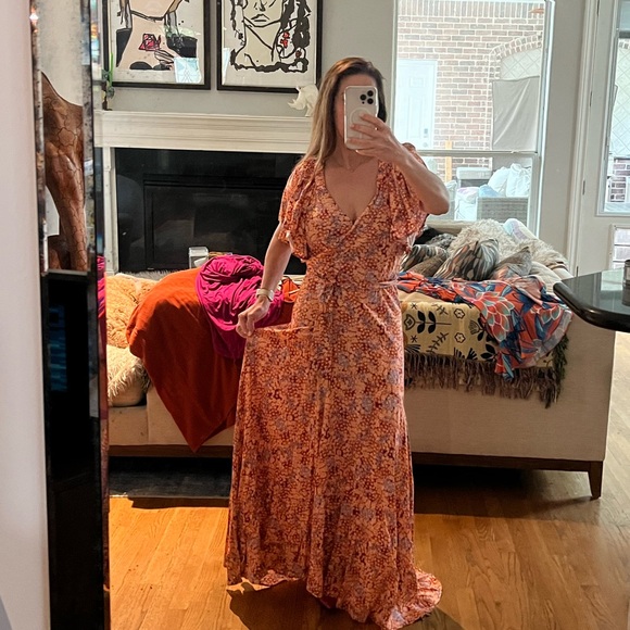 Floral Off-Shoulder Maxi Dress - Picture 4 of 6